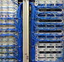 aufgeräumter und wieder übersichtlicher IT-Schrank